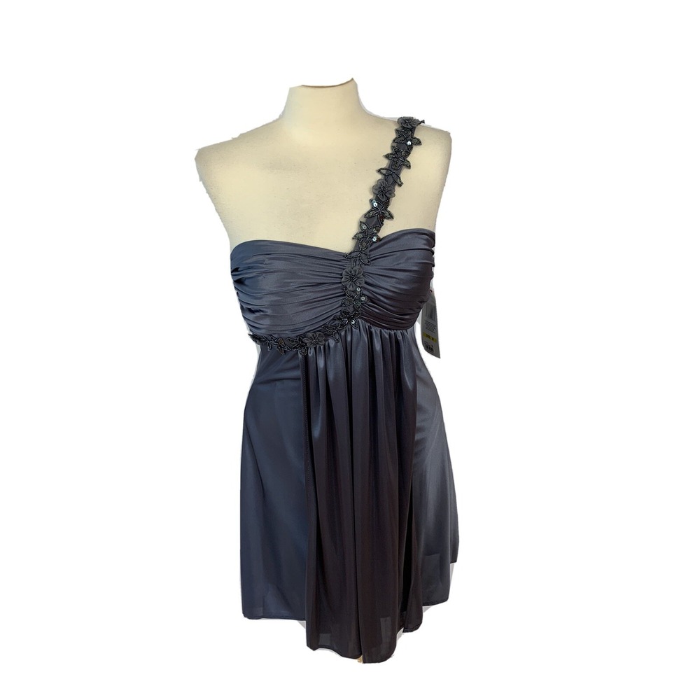 Morgan & Co Juniors Size Medium Prom Semi-Formal Dress Gray Steel Satin